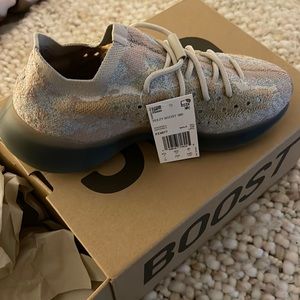 Never worn before yeezy